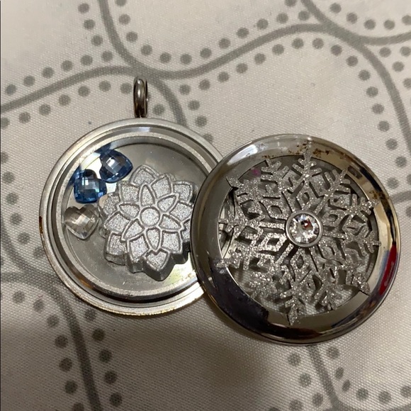 Origami Owl Locket Diffuser - Picture 2 of 2